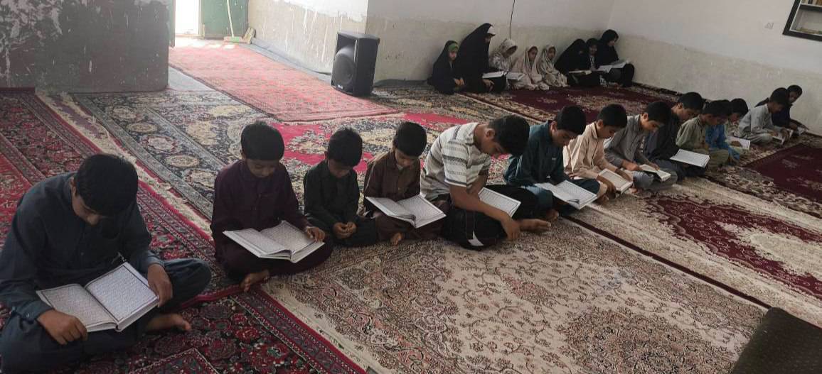 کلاس قرآن در روستای برفی شهرستان هامون - گره جهادی وارثین