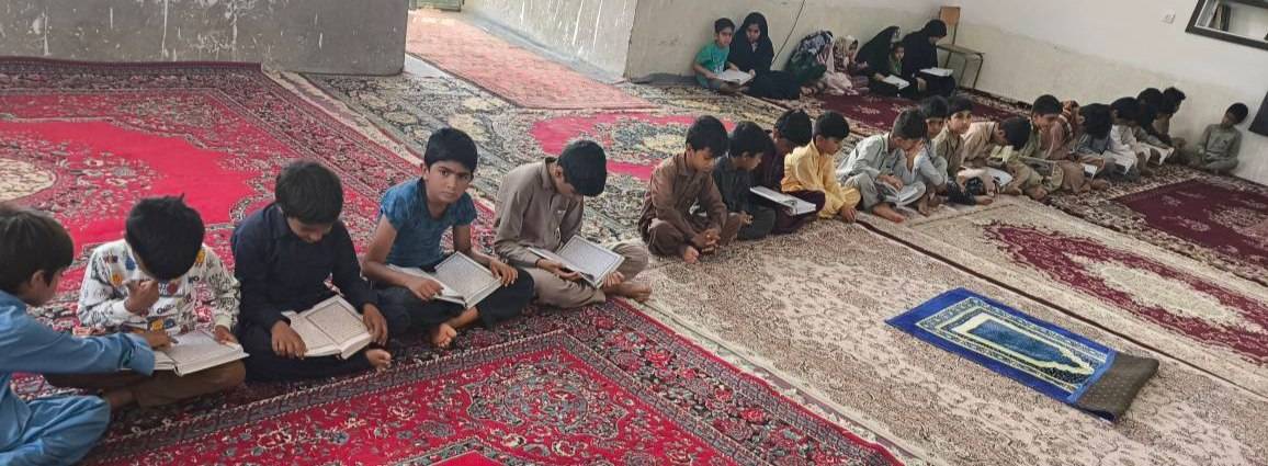 کلاس قرآن در کانون مسجد روستای برفی شهرستان هامون - گره جهادی وارثین