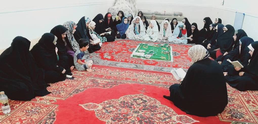 گزارش  کلاس قرآن دختران نوجوان به همراه مادران در روستای اشترک