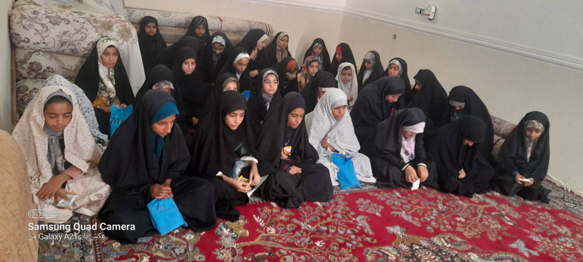 گزارش کلاس قرآن نوجوانان دختر در روستای اشترک از شهرستان زهک