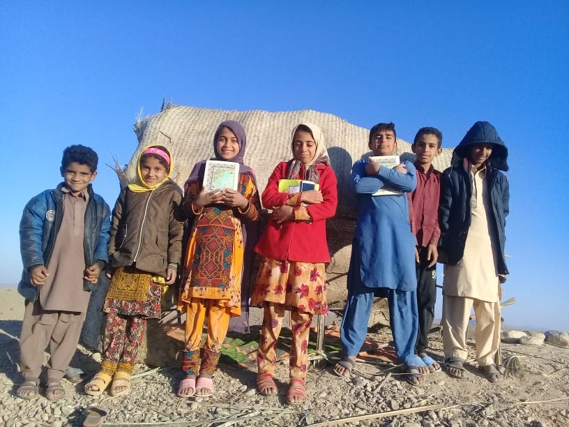 برگزاری کلاس آموزش قرآن در روستای سوردر، بزمان، شهرستان ایرانشهر