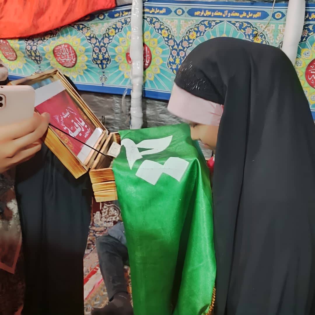 گزارش فعالیت جهادگران شیراز در شب میلاد امام حسن (ع) در منطقه کیان آباد