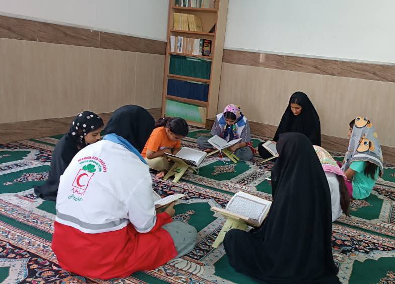 برگزاری کلاس قرآن و احکام دختران در روستای محمدآباد لورگباغ - گره جهادی وارثین