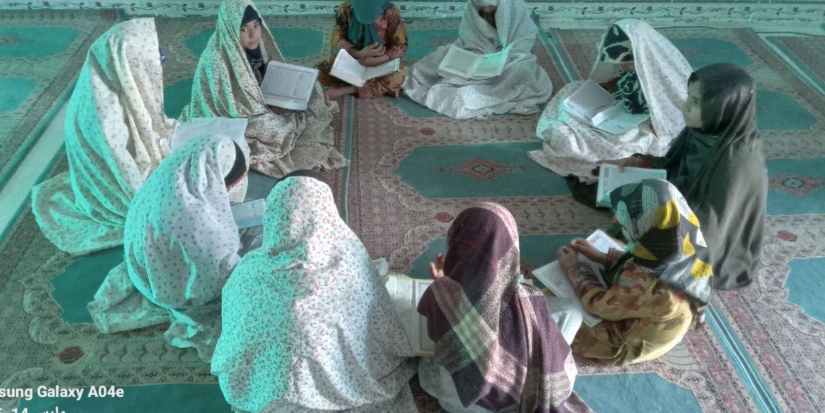 گزارش جزخوانی قرآن کریم در روستای مختارآباد مسجد امام رضا (ع) شهرستان جازموریان