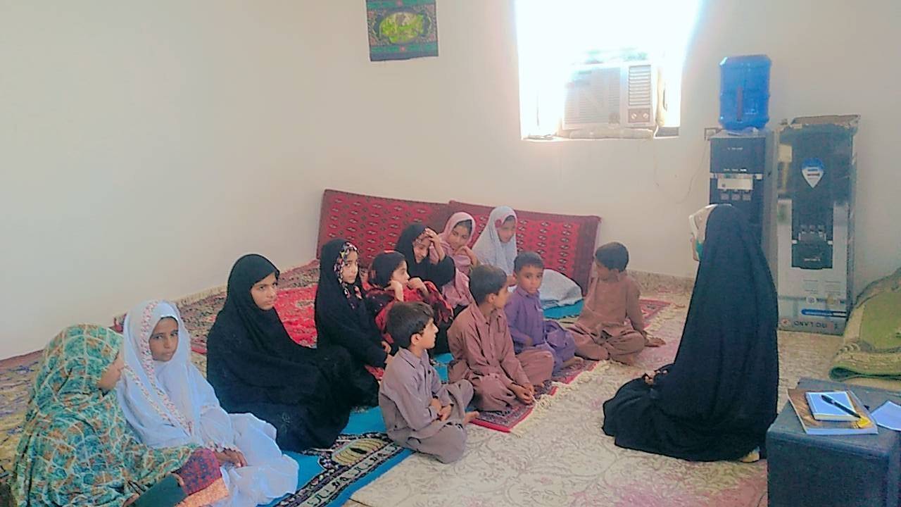 برگزاری کلاس قرآن کریم برای کودکان در روستای ریگک جازموریان