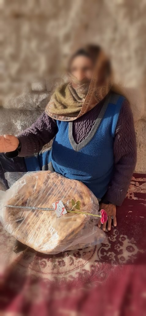 تقدیر و تشکر از بانوان سرپرست خانوار