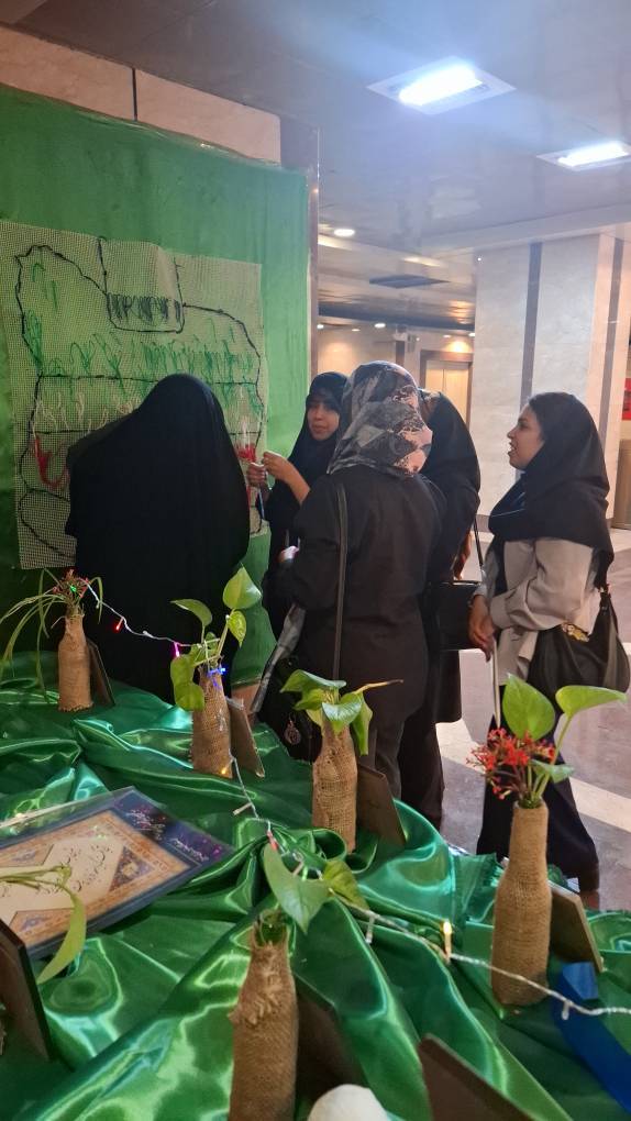 برپایی مراسم عید ولایت تا روز مباهله در مترو شیراز - گره جهادی وارثین