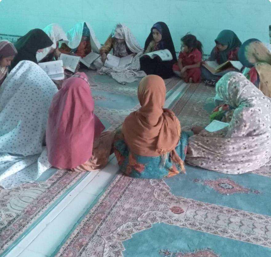 برگزاری جزخوانی قرآن کریم در روستای مختارآباد مسجد امام رضا (ع) شهرستان جازموریان