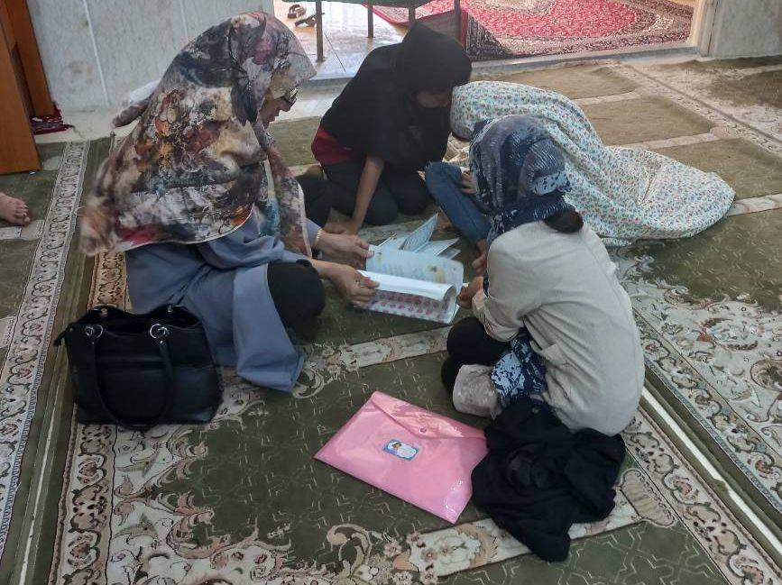 کلاس روخوانی قرآن گروه سنی کودک در مسجد حضرت ابوالفضل العباس