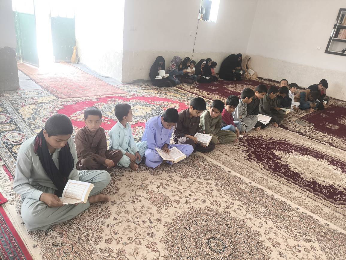 گزارش کلاس قرآن در روستای برفی شهرستان هامون